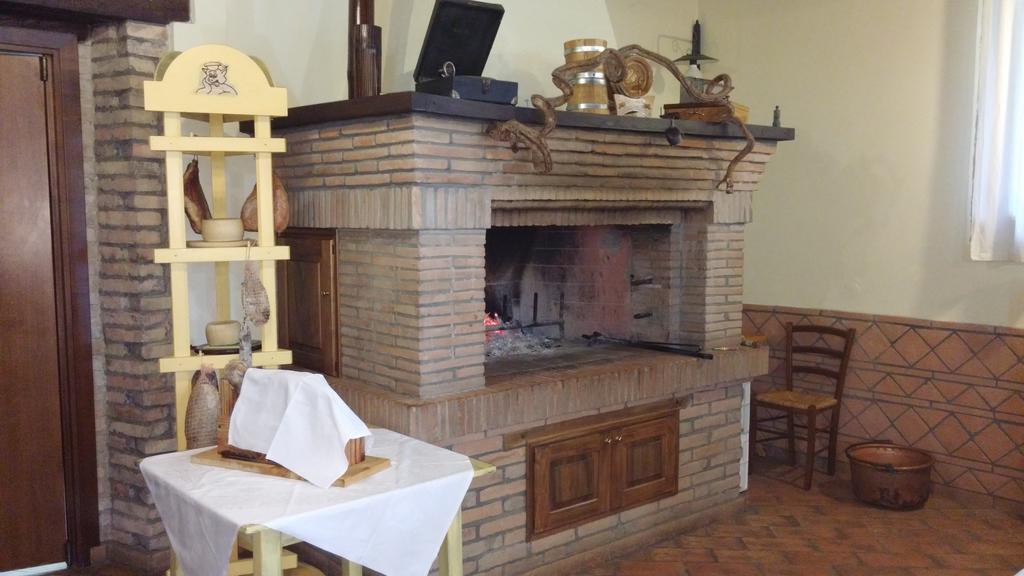 Società Agricola F.lli Angelucci Vila Cannara Exterior foto